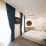 Blue Boutique Hotel