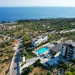 Blue Boutique Hotel 4*