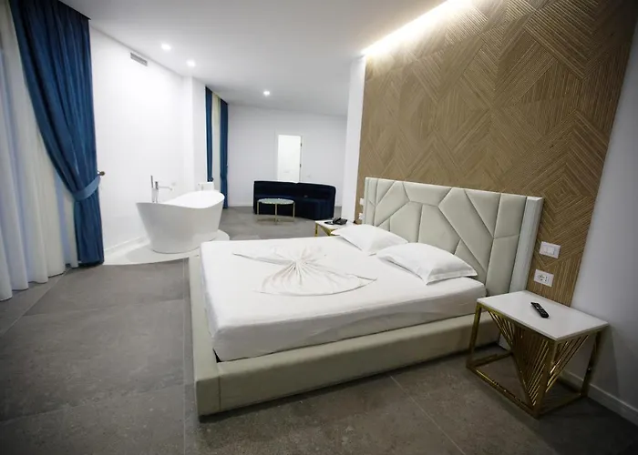 Blue Boutique Hotel 4*